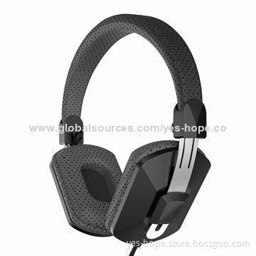 Headphones for iPhone, with 32 Ohms Impedance